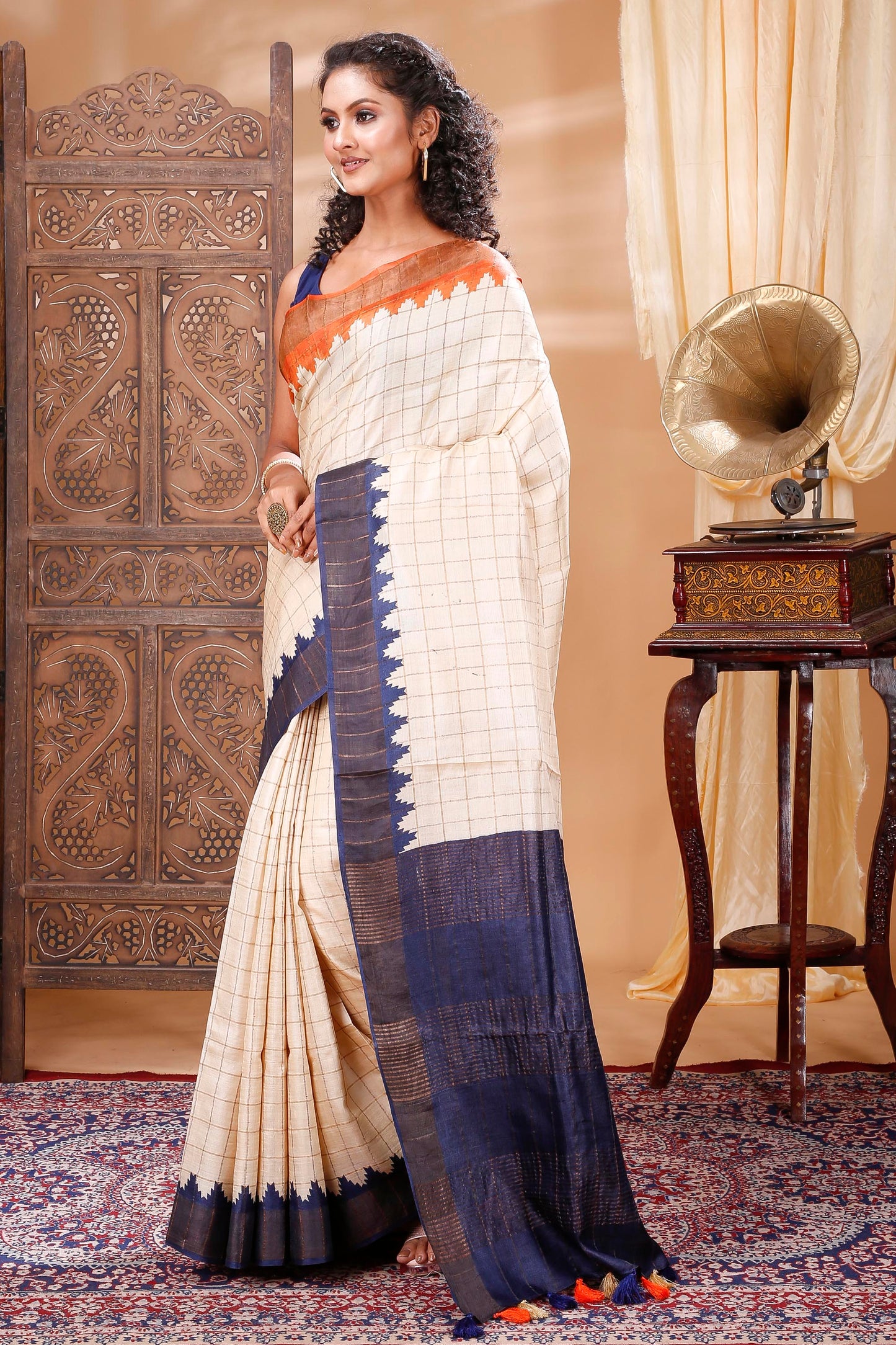 Tussar Silk saree with Temple border