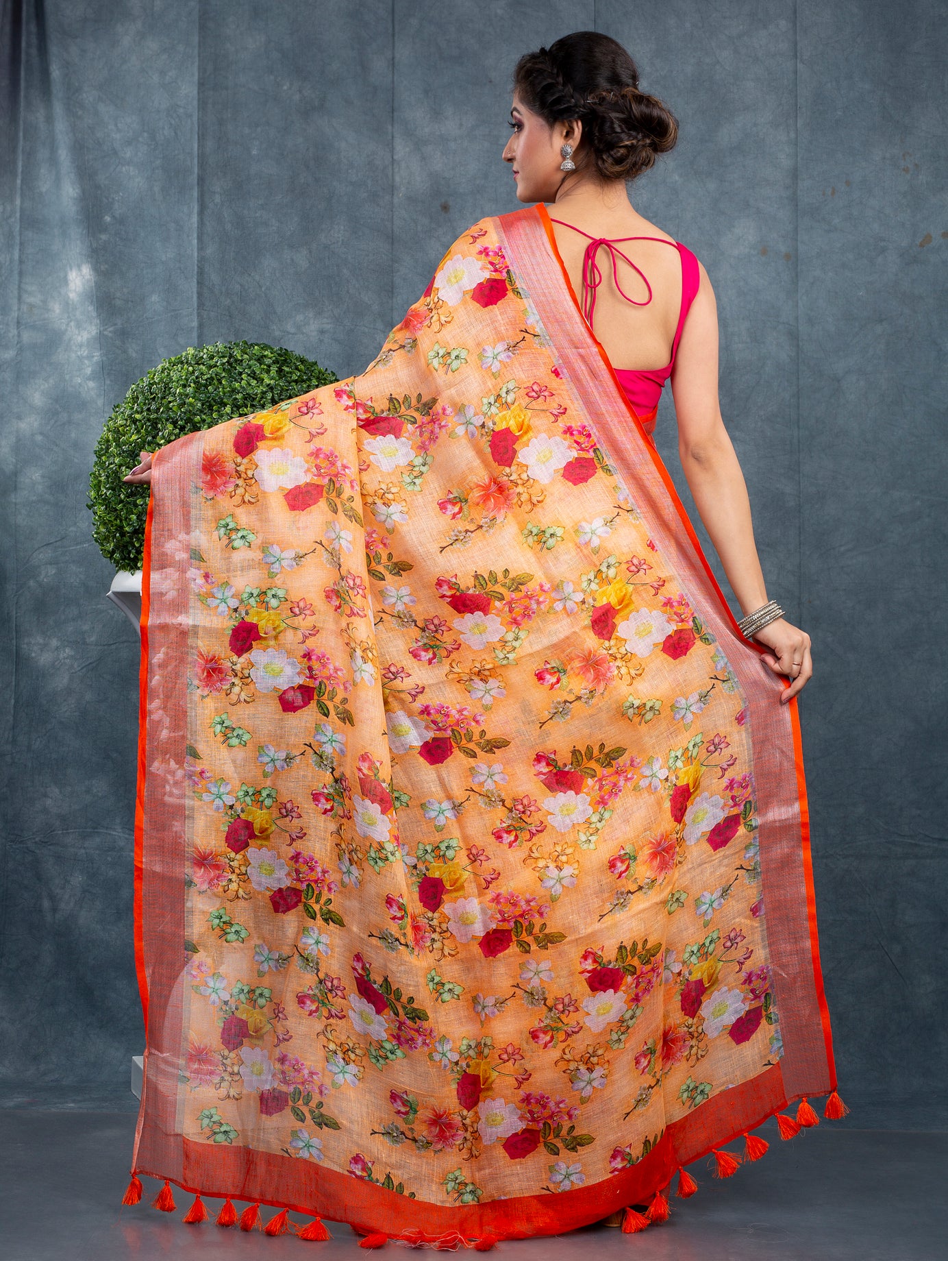 Off-White Base Floral Digitally Printed Linen Saree