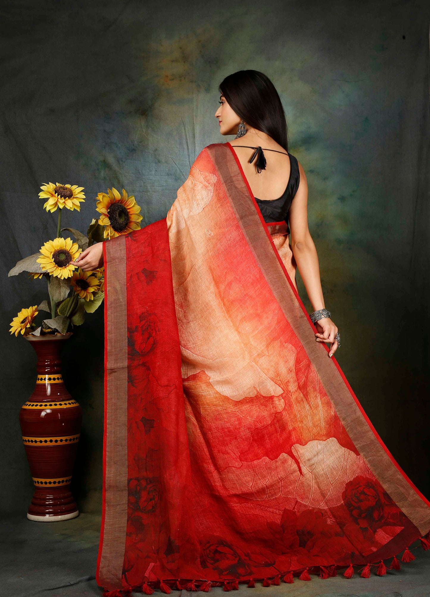 Gradient red digitally printed linen saree