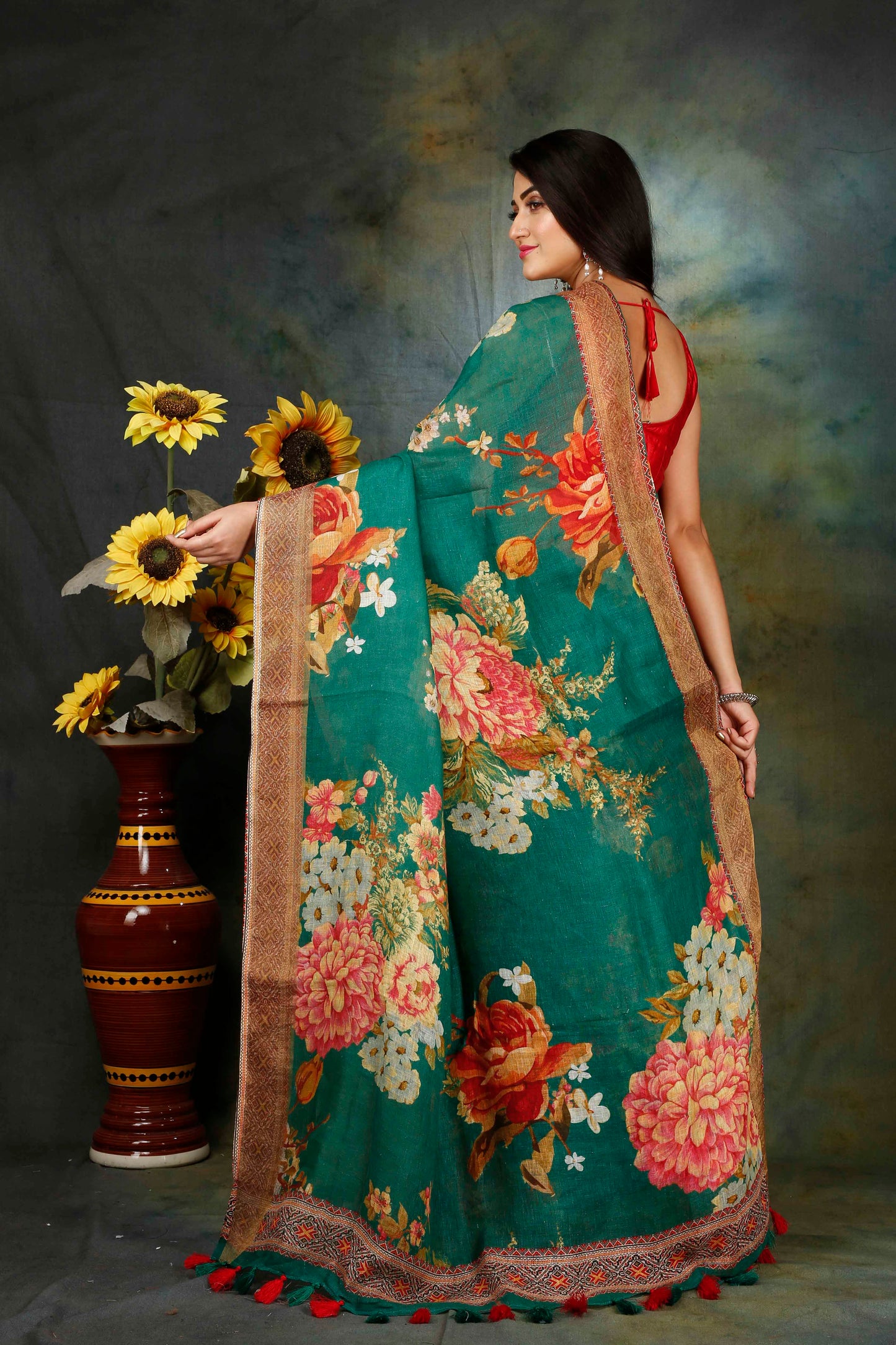 Sap floral digitally printed linen saree