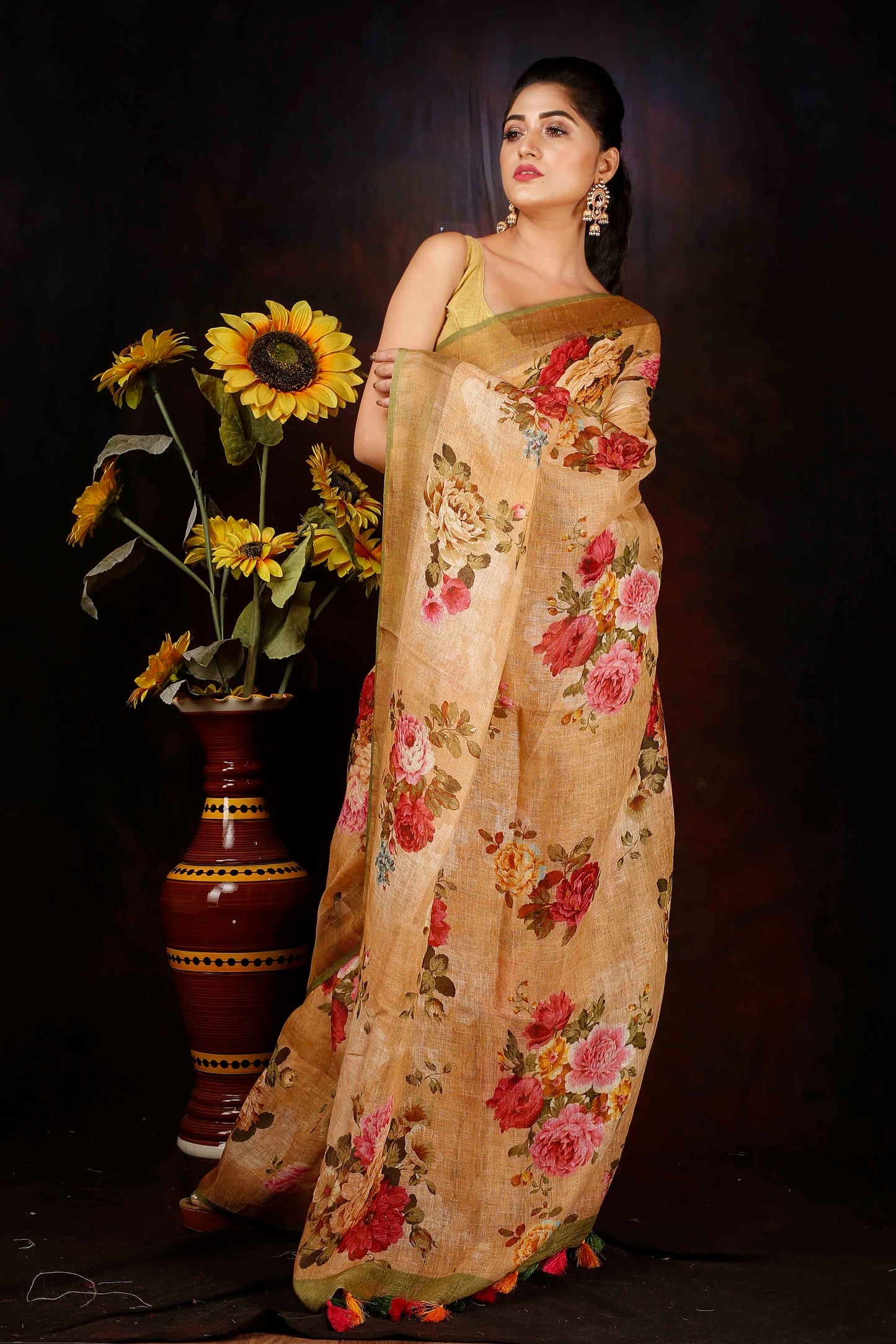 Beige Peach Floral Digitally  Printed Linen Saree