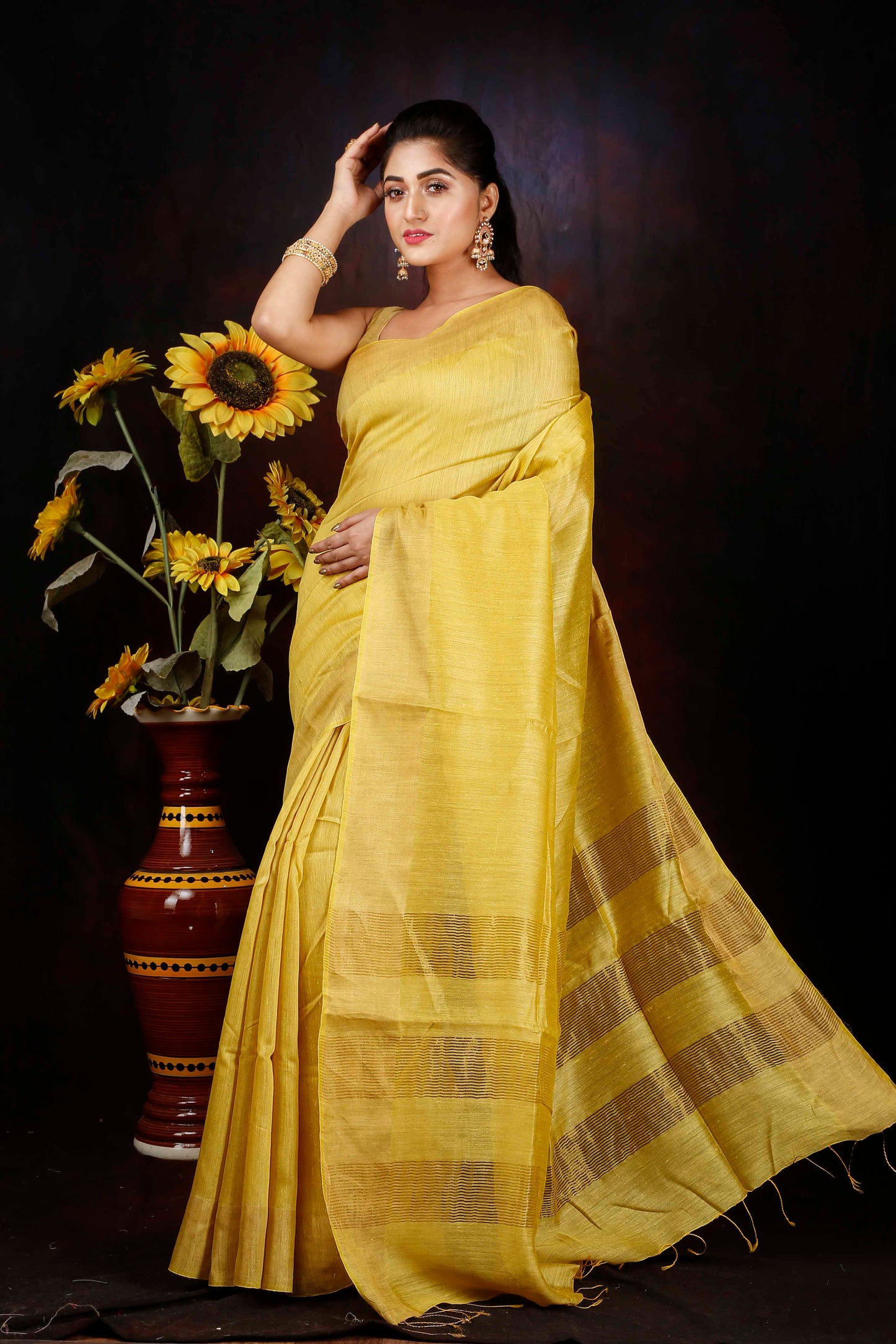 Moonga Silk zari woven border saree